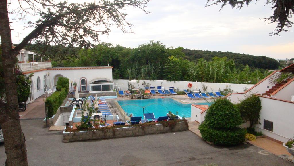 Forio di Ischia Ischia Uno Residence المظهر الخارجي الصورة