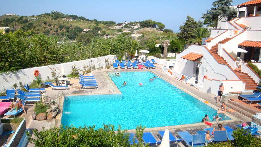 Forio di Ischia Ischia Uno Residence المظهر الخارجي الصورة
